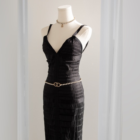 Chanel Vintage Fall/Winter 1992 Black Lesage Ribbon Silk Bodycon Midi Dress - Picture 15 of 16